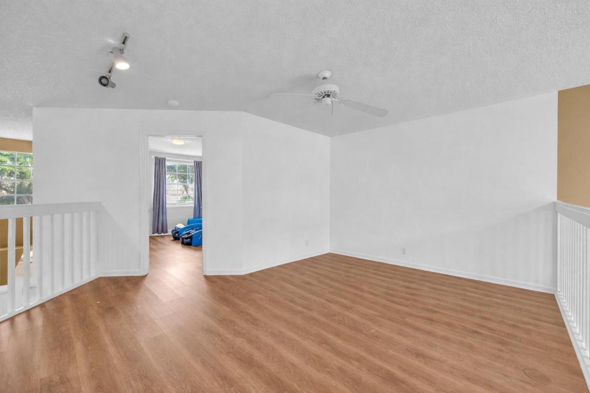 BOCA GARDENS - Residential