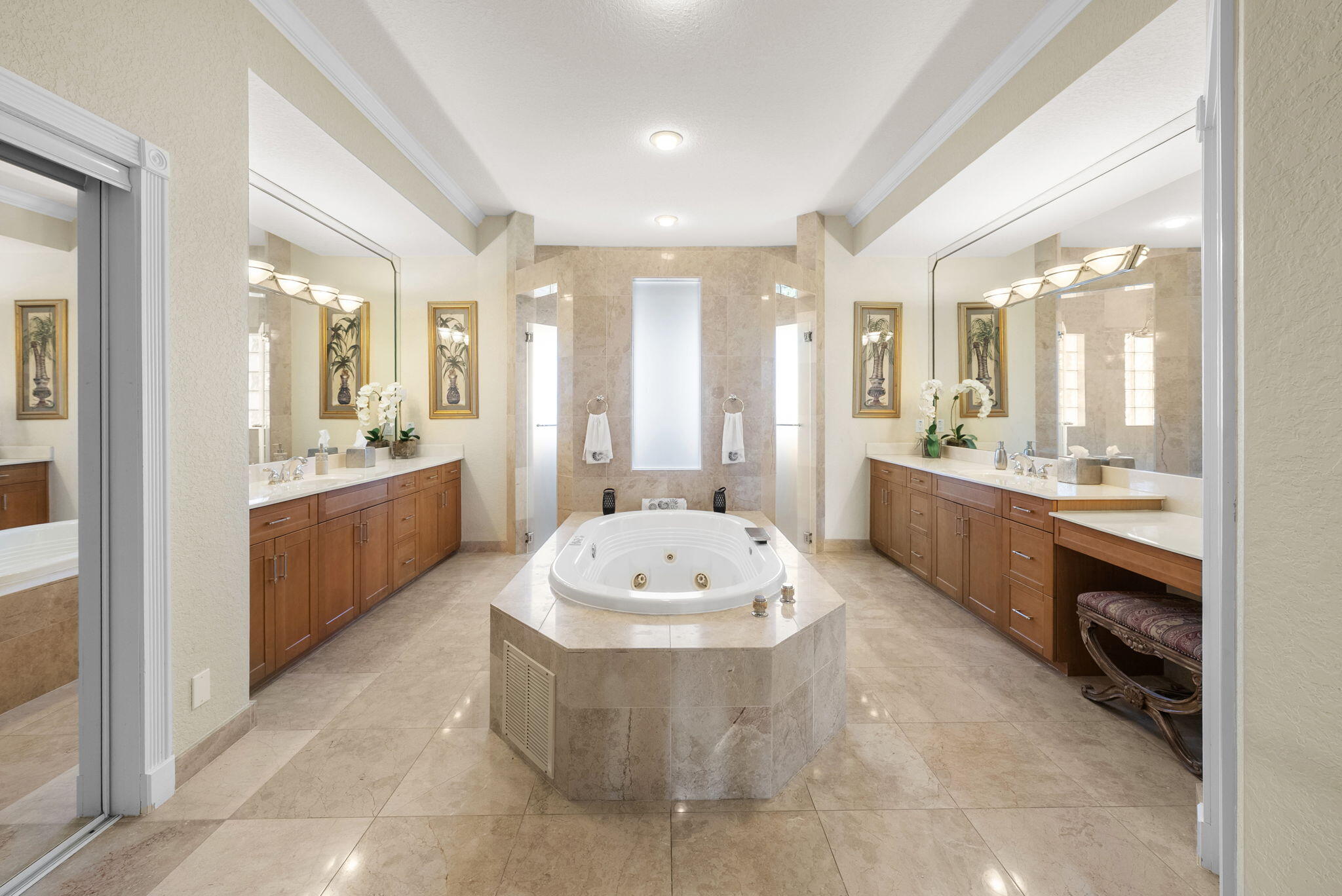 PADDOCK PARK 2 OF WELLINGTON - Residential