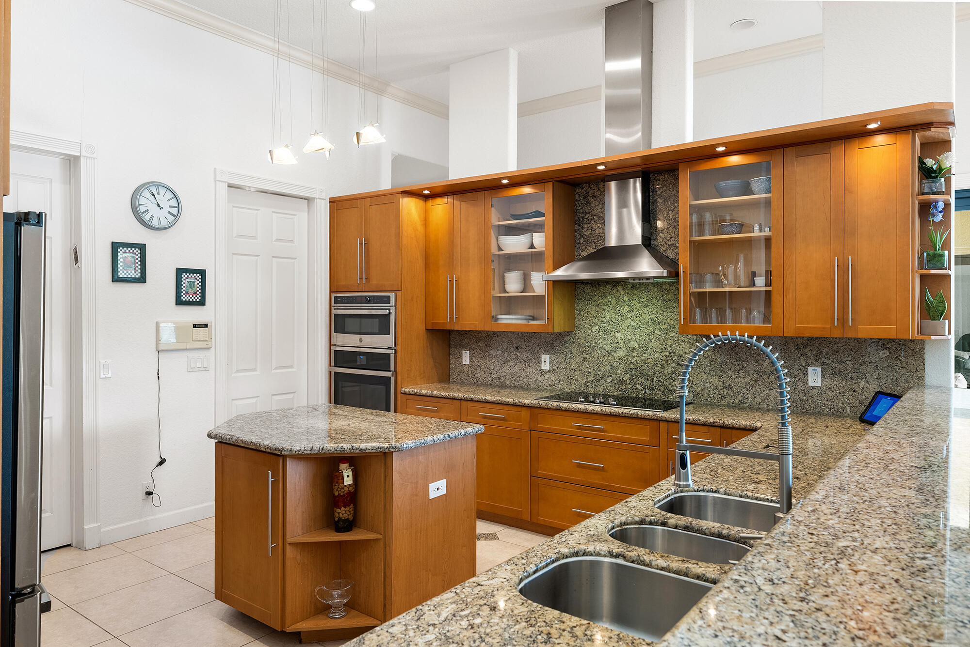 PADDOCK PARK 2 OF WELLINGTON - Residential