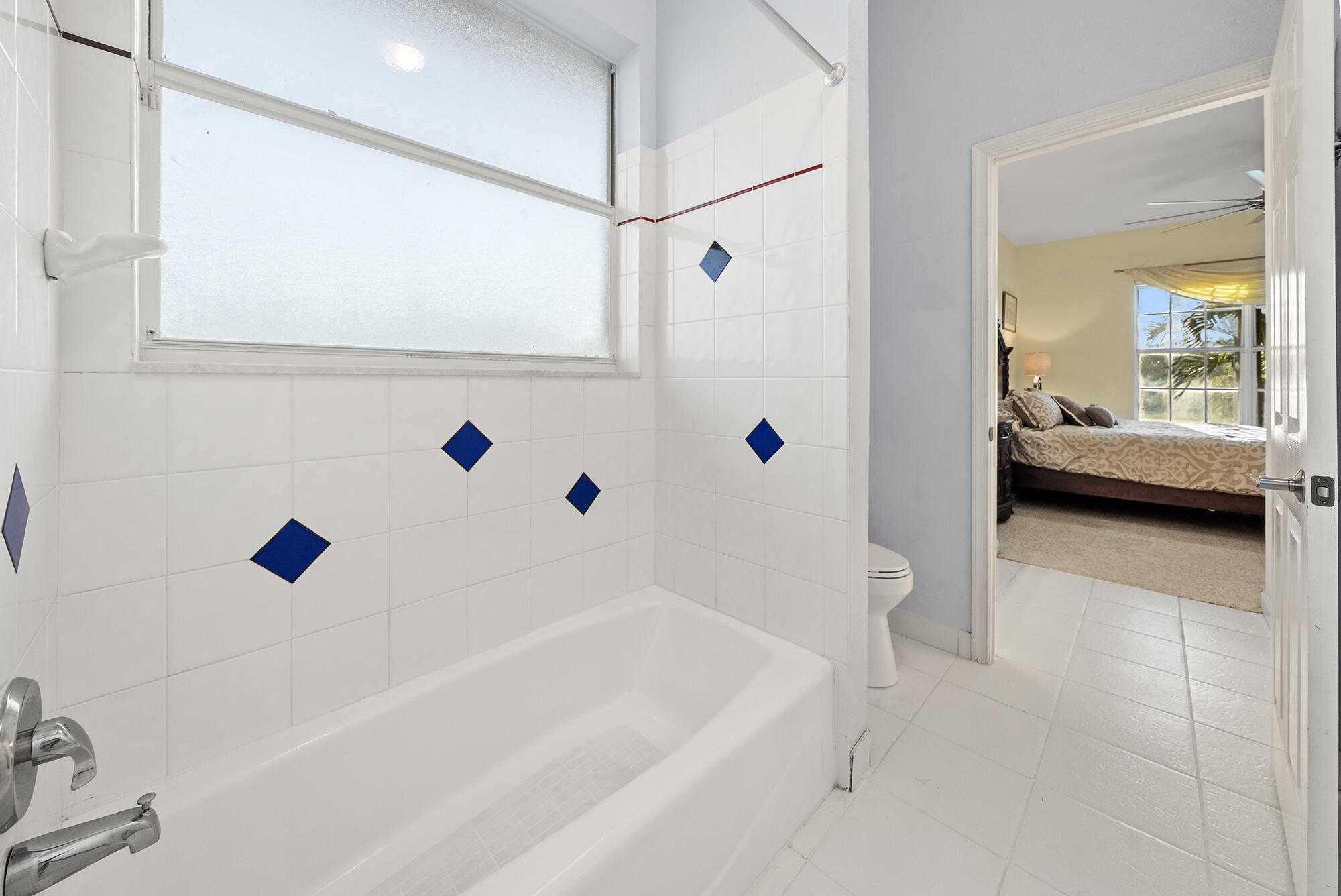 PADDOCK PARK 2 OF WELLINGTON - Residential