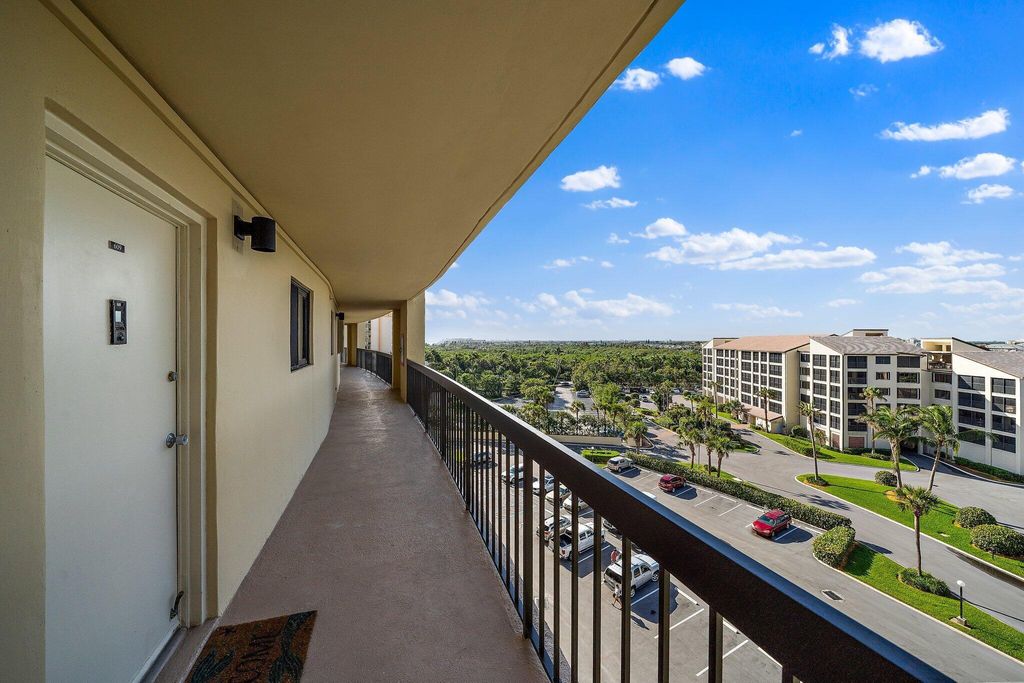 Photo of 100 Ocean Trail Way #608, Jupiter, FL 33477 (MLS # R11140027)