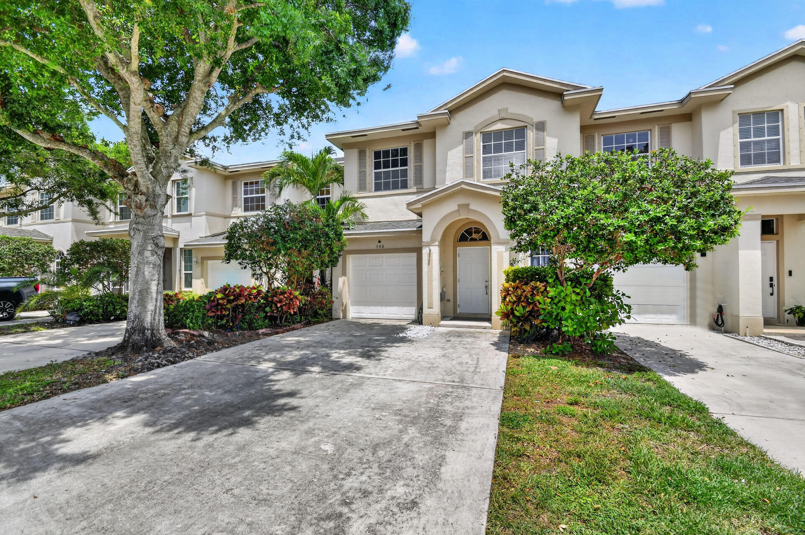 308 SPRUCE Street, Boynton Beach FL 33426