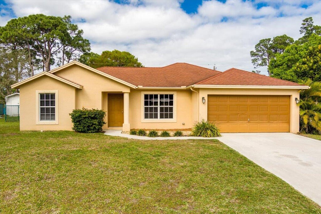 Photo of 6700 Citrus Park Boulevard, Fort Pierce, FL 34951 (MLS # R10958531)