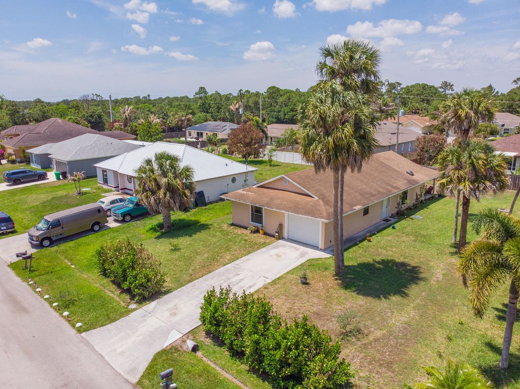 Photo of 1573 SW Dycus Avenue, Port Saint Lucie, FL 34953 (MLS # B26027430)