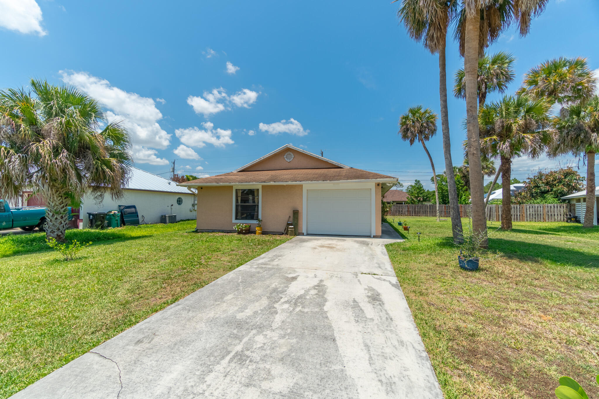 PORT ST LUCIE SECTION 19 - Residential