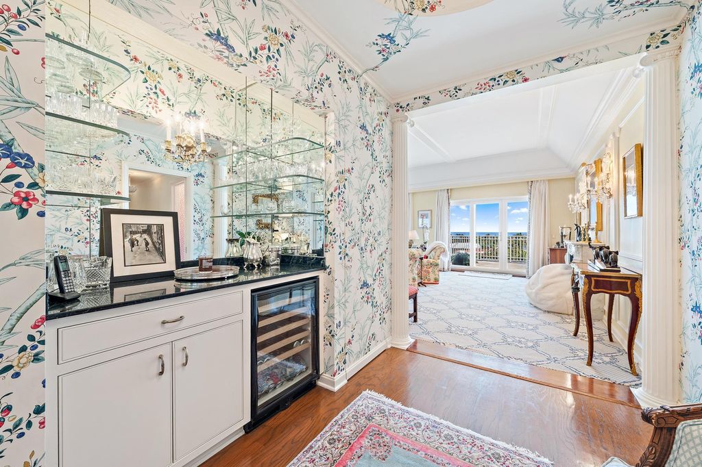 Photo of 100 Royal Palm Way #Ph-4, Palm Beach, FL 33480 (MLS # B26011475)