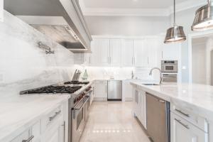 SANCTUARY - Residential