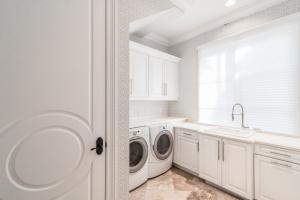 SANCTUARY - Residential