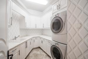 SANCTUARY - Residential