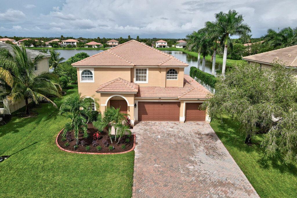DIAMOND LAKE SUBDIVISION - Residential