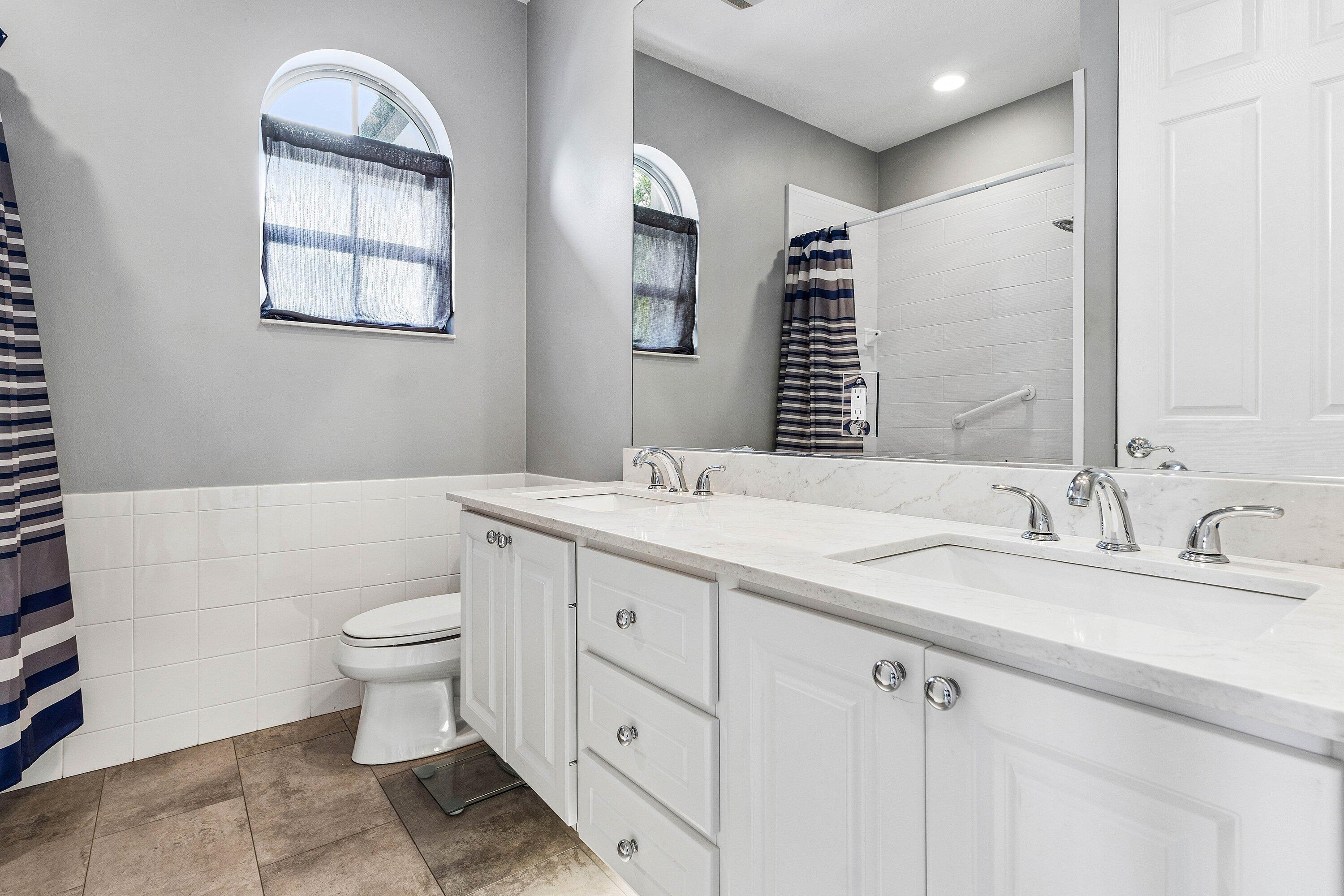 VILLAGEWALK OF WELLINGTON 4 - Residential