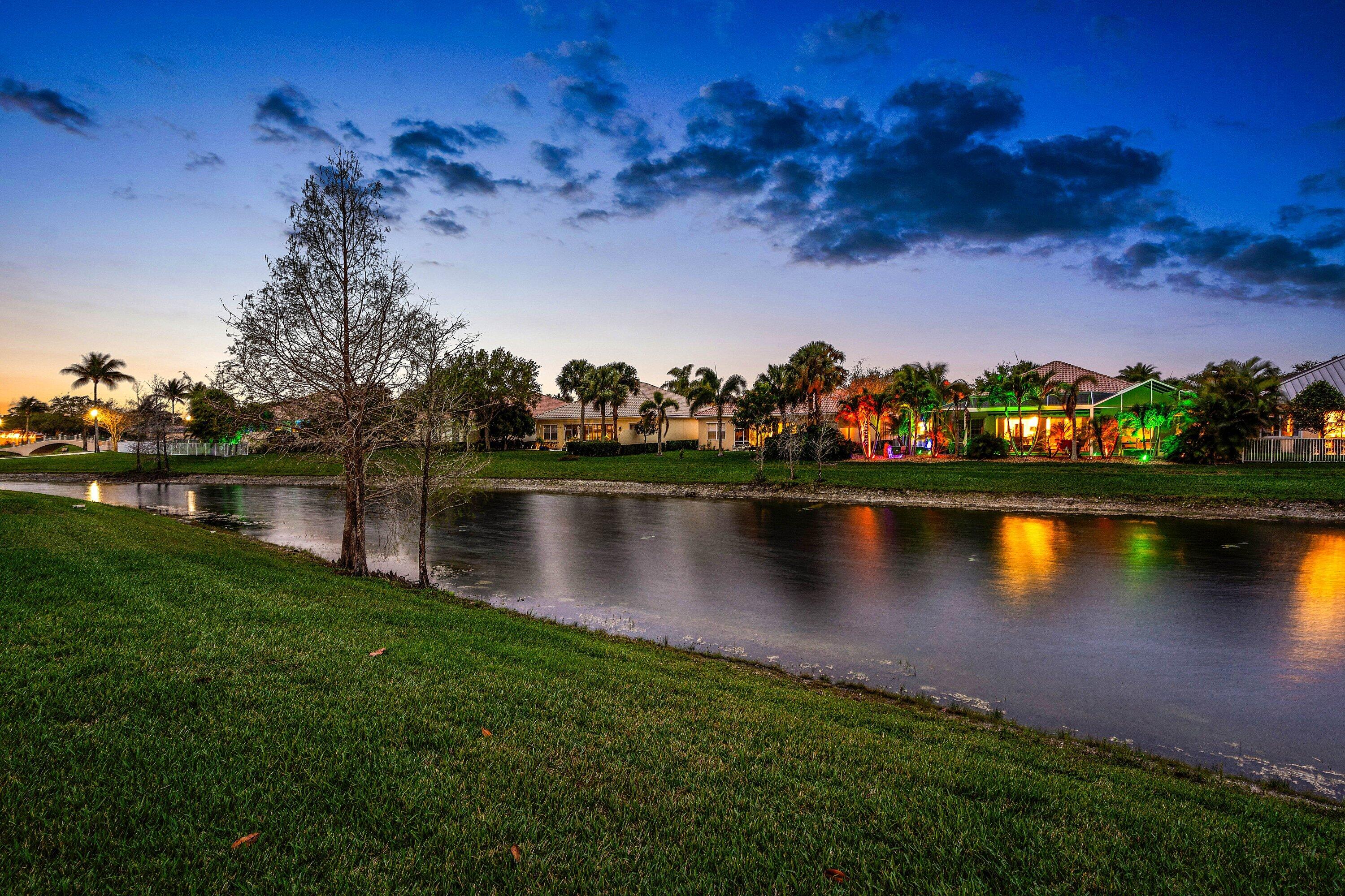 VILLAGEWALK OF WELLINGTON 4 - Residential