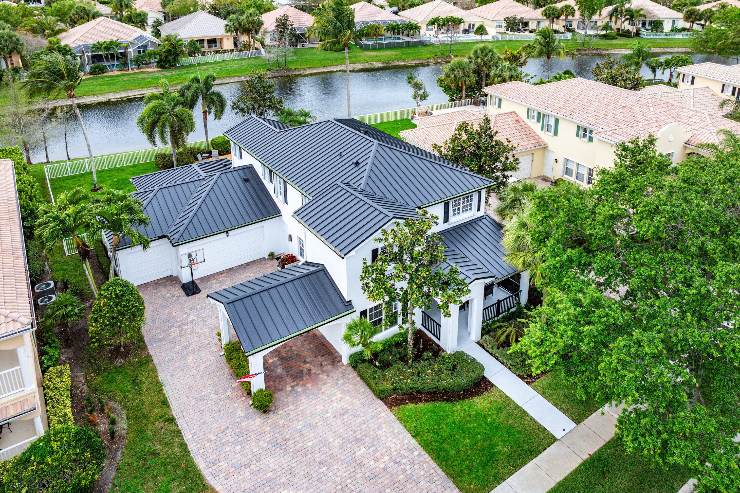 VILLAGEWALK OF WELLINGTON 4 - Residential