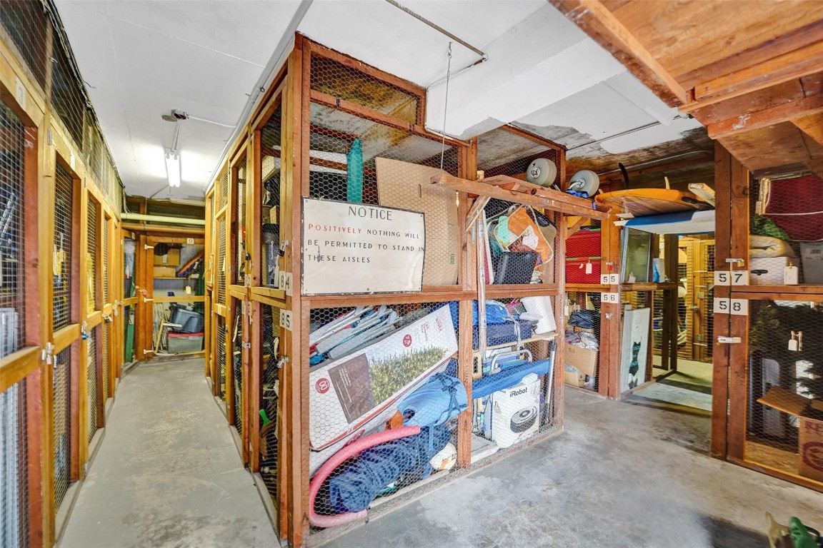 Breakwater Towers - Residential