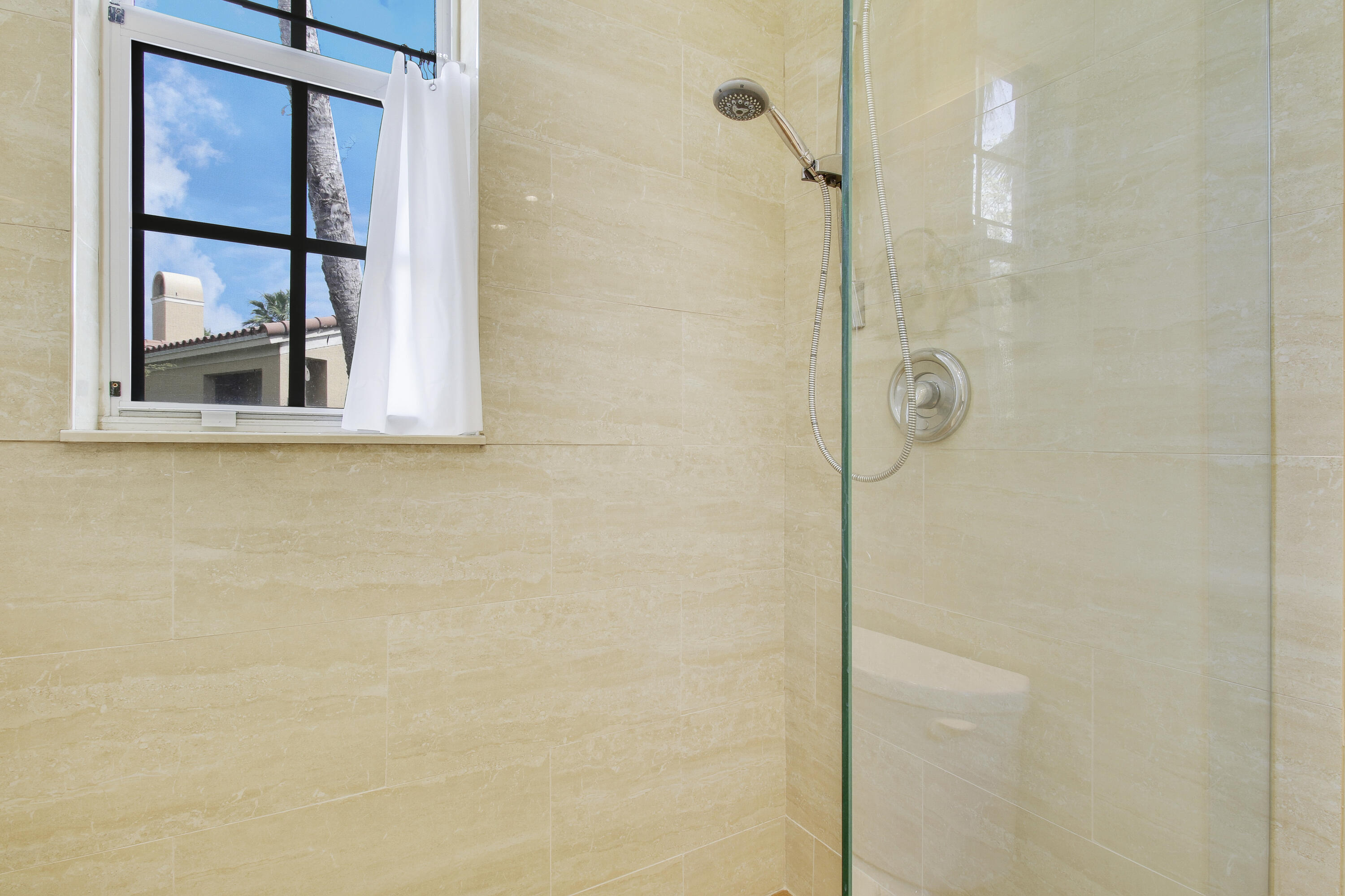 ST ANDREWS AT POLO CLUB CONDO - Residential