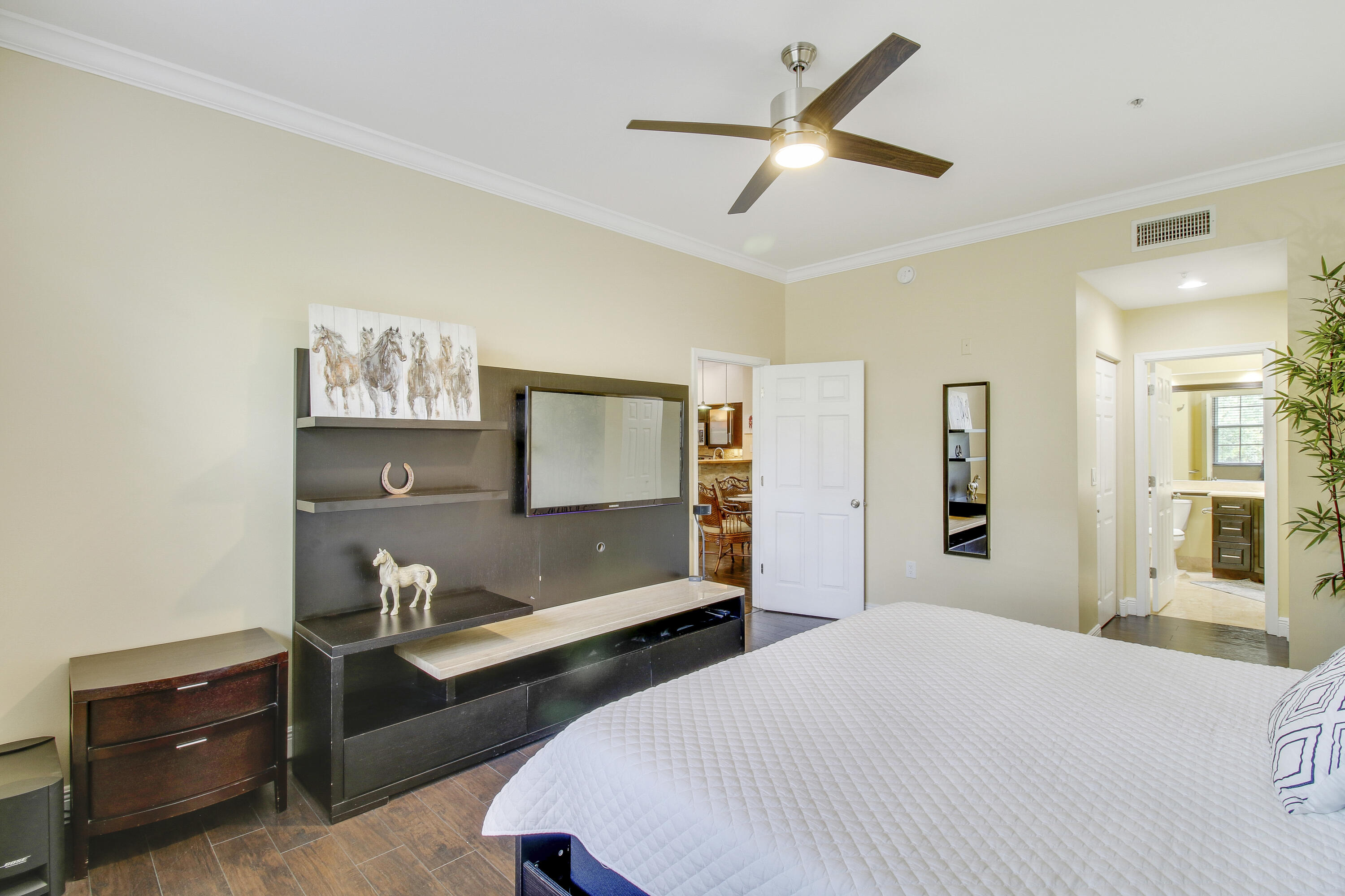 ST ANDREWS AT POLO CLUB CONDO - Residential