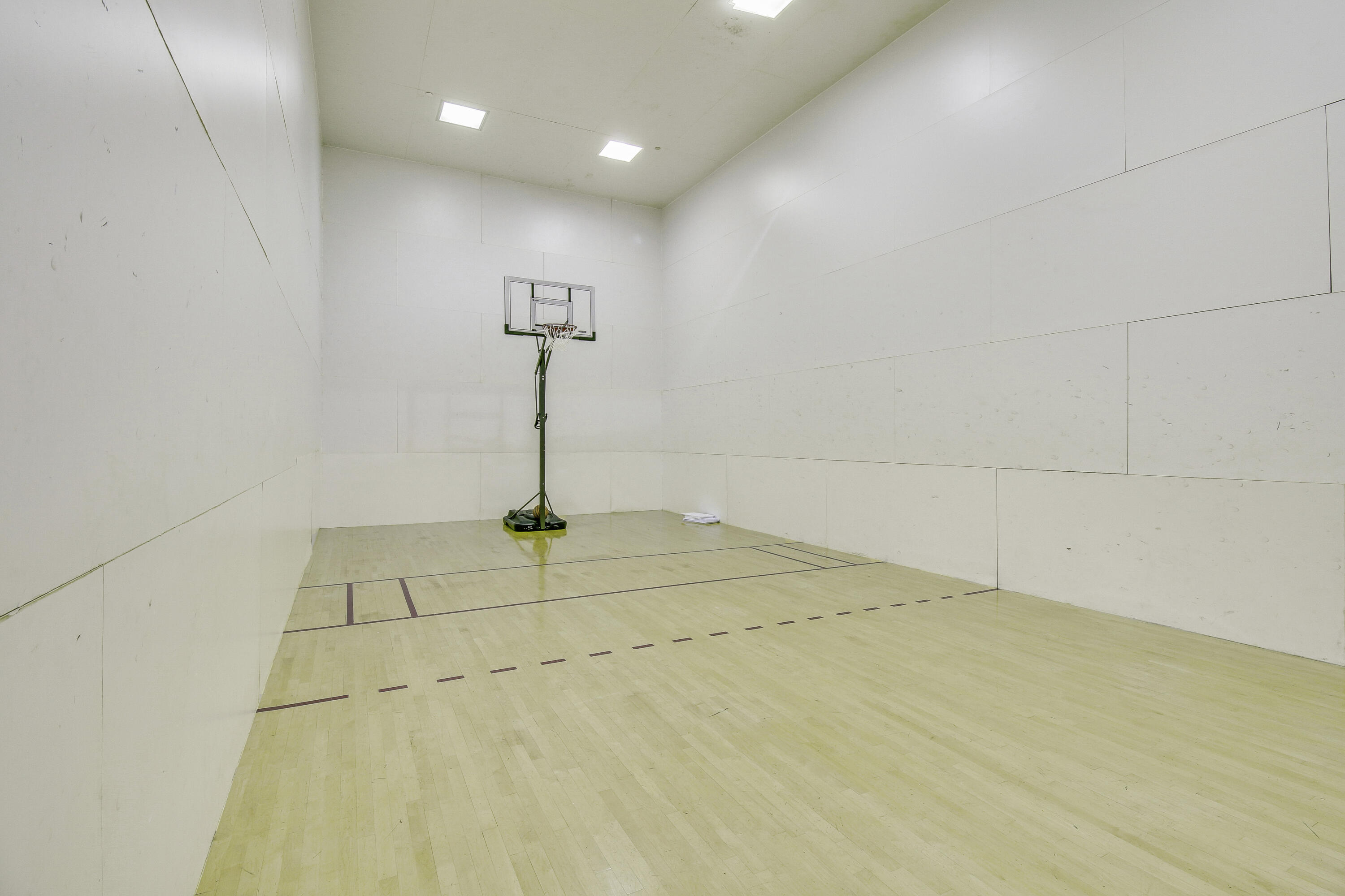 ST ANDREWS AT POLO CLUB CONDO - Residential