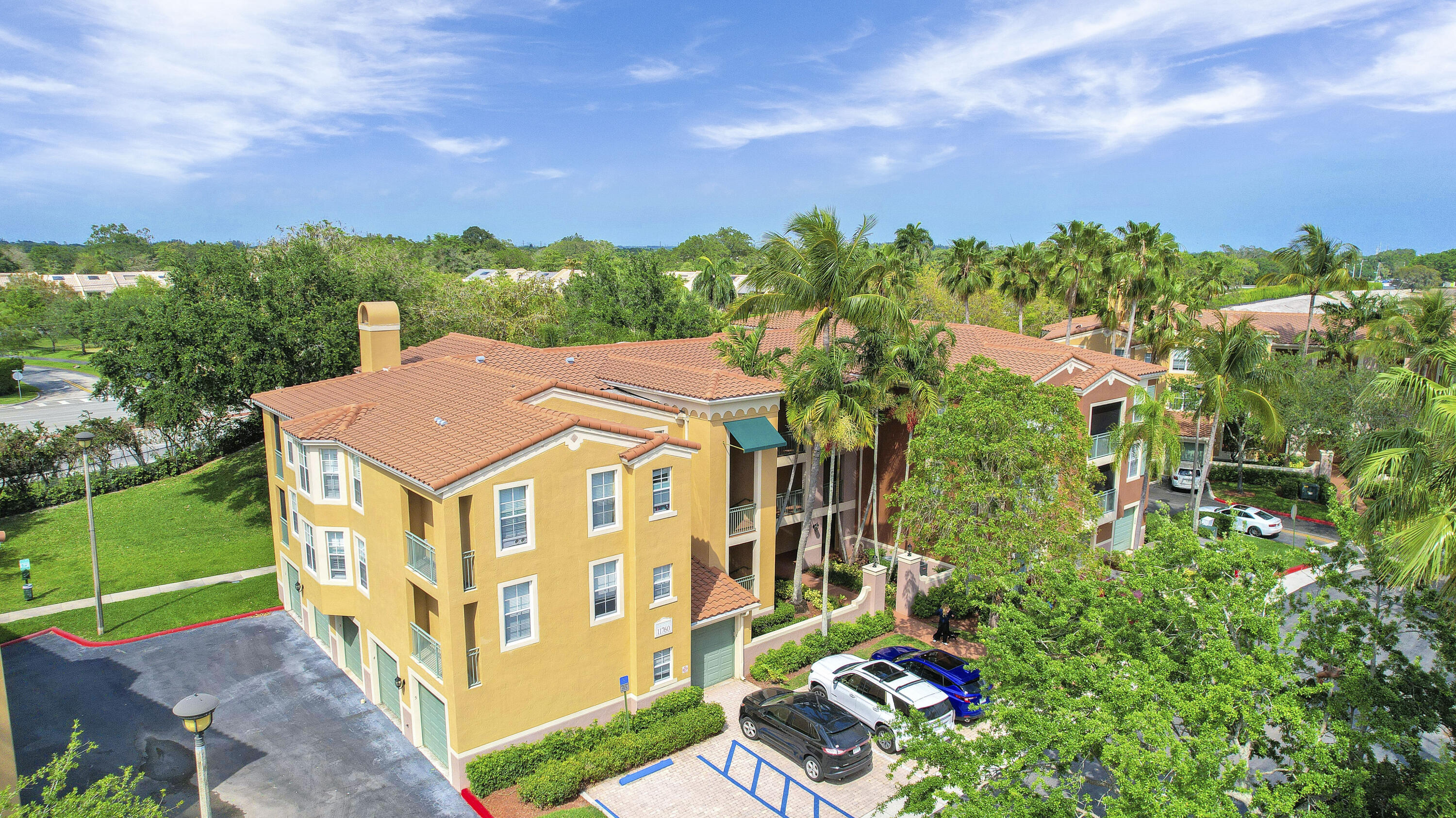 ST ANDREWS AT POLO CLUB CONDO - Residential