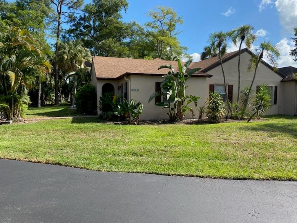 Photo of 22313 SW 57th Circle, Boca Raton, FL 33428 (MLS # R11114272)