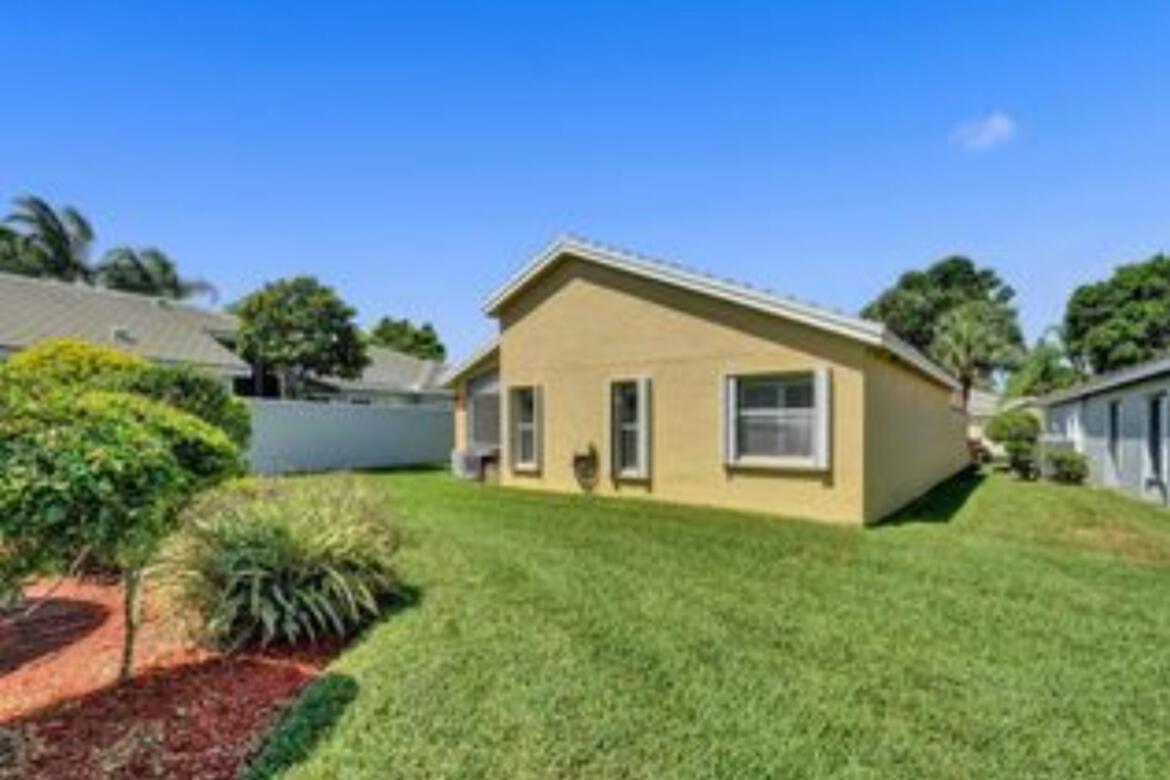 165 Harbor Circle