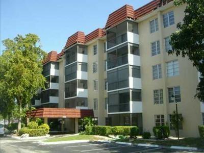 Manors of Inverrary - Residential