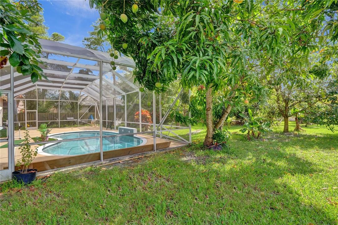 Boulevard Forest 113-39 B - Residential