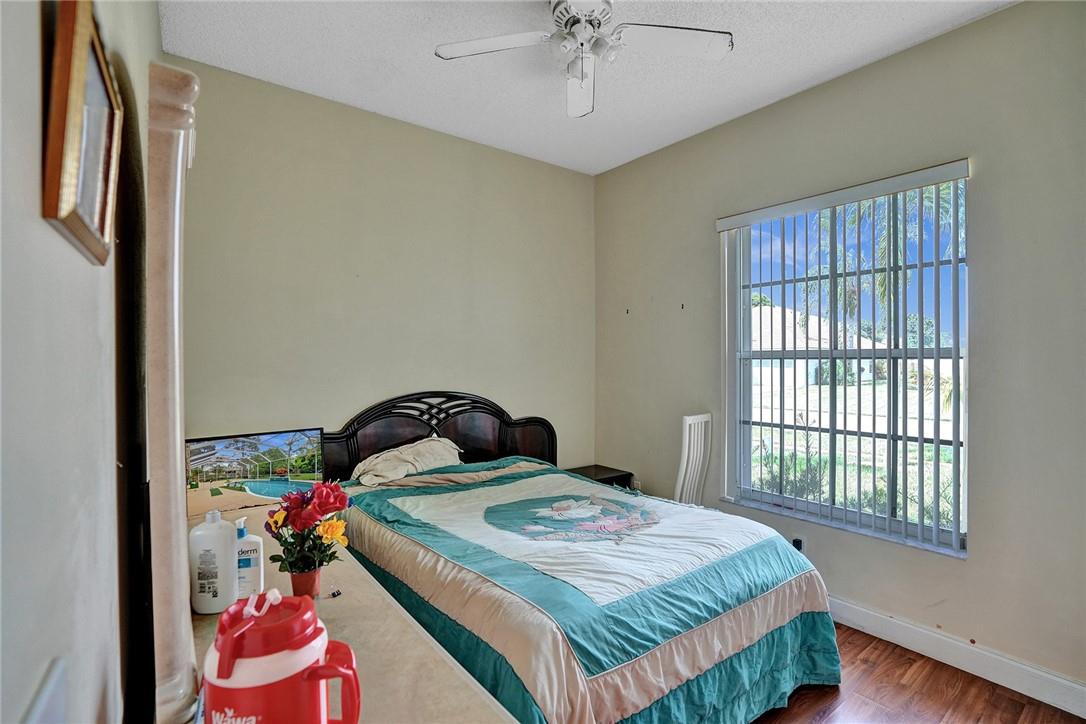 Boulevard Forest 113-39 B - Residential