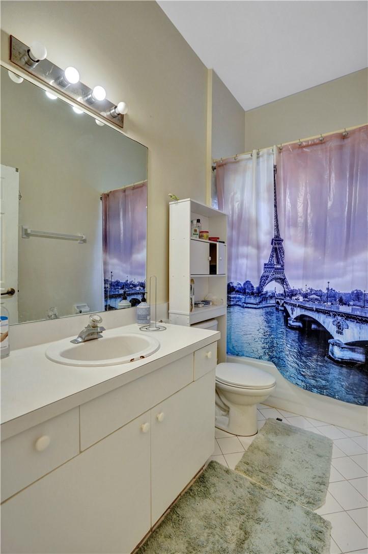 Boulevard Forest 113-39 B - Residential