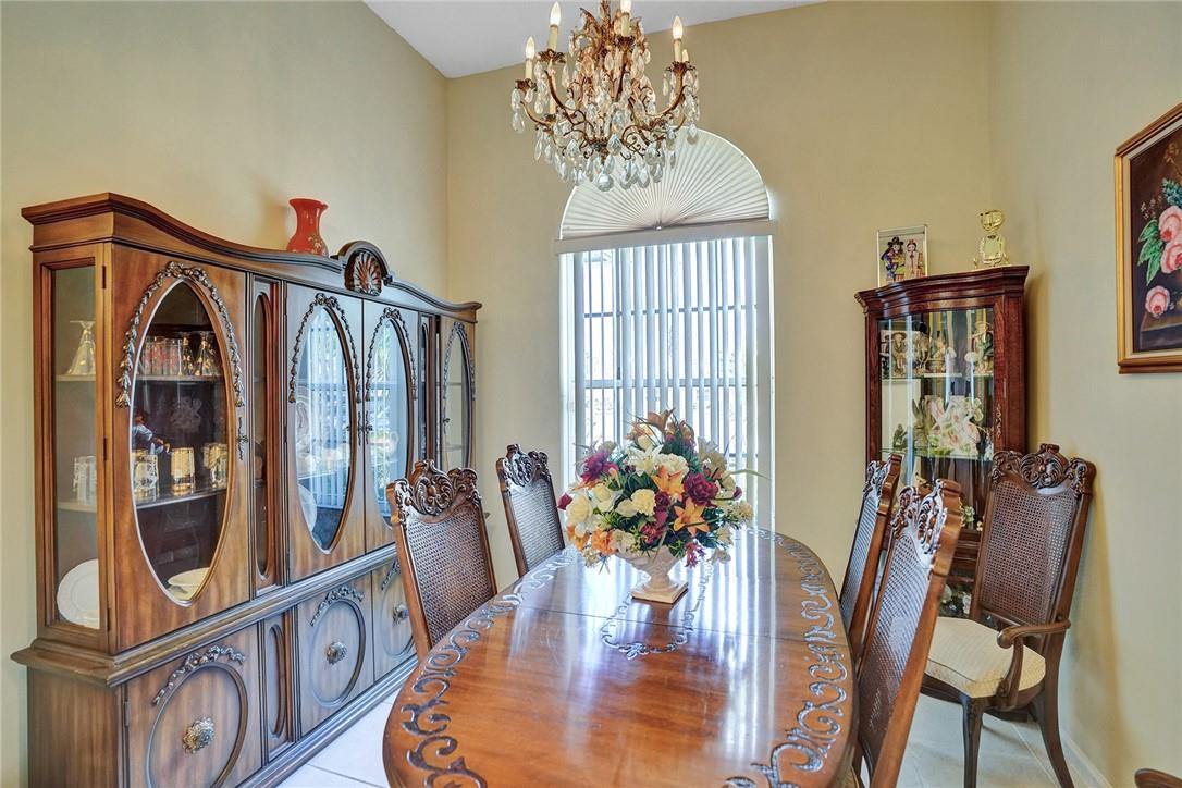 Boulevard Forest 113-39 B - Residential