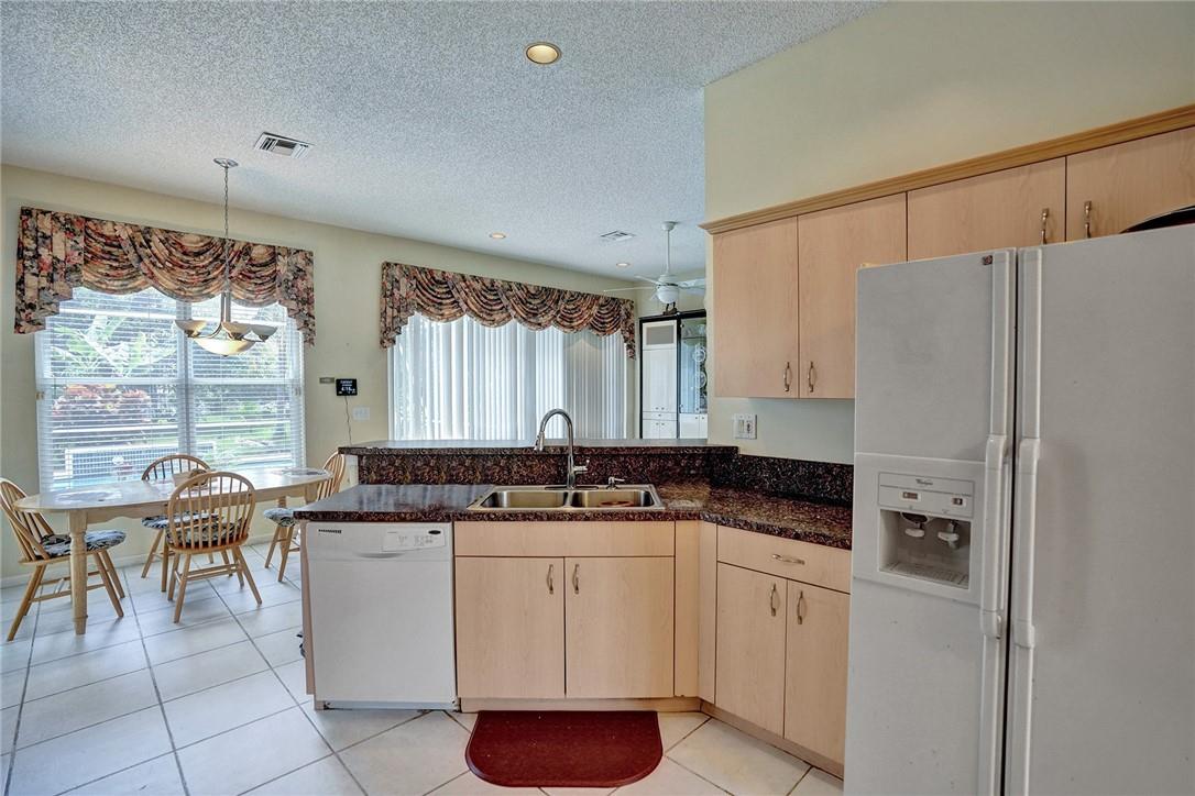Boulevard Forest 113-39 B - Residential
