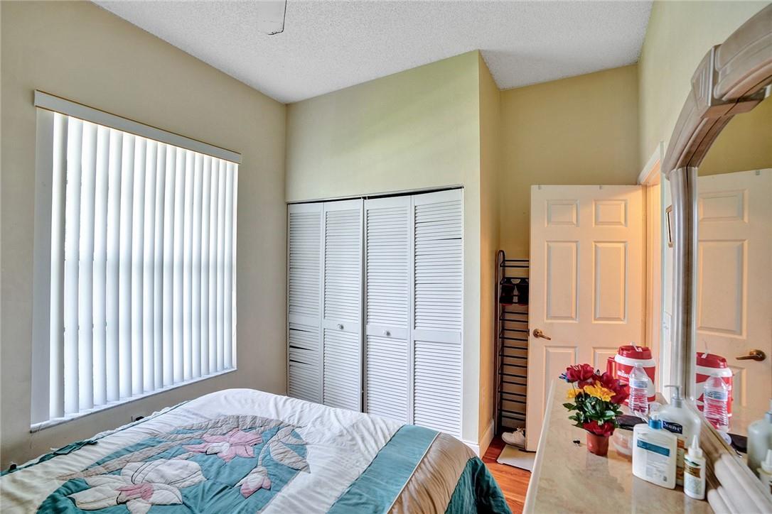 Boulevard Forest 113-39 B - Residential
