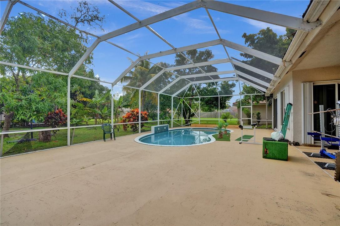 Boulevard Forest 113-39 B - Residential