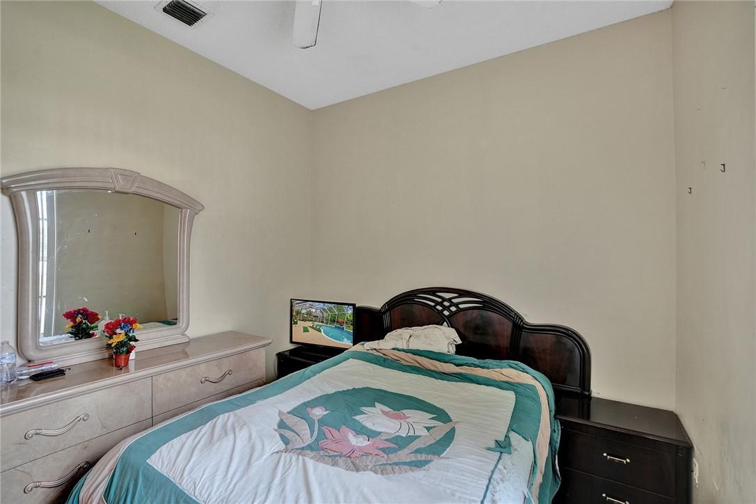 Boulevard Forest 113-39 B - Residential