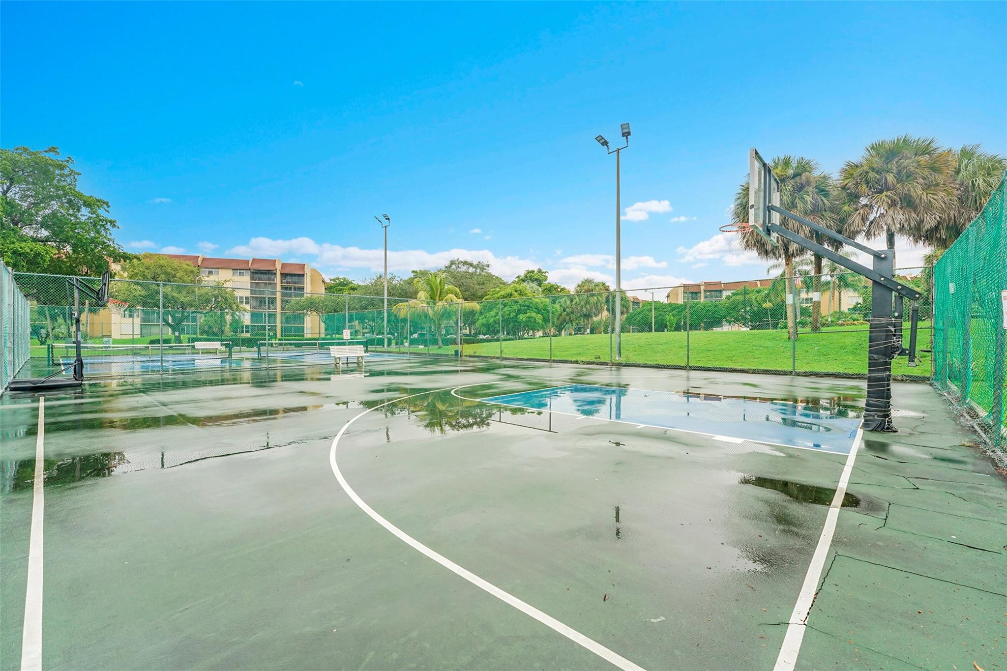 Environ 1 Condo - Residential