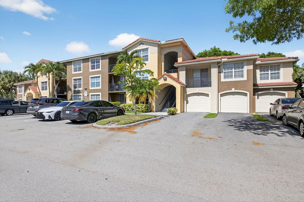 Photo of 15035 Michelangelo Boulevard #105, Delray Beach, FL 33446 (MLS # R11099821)