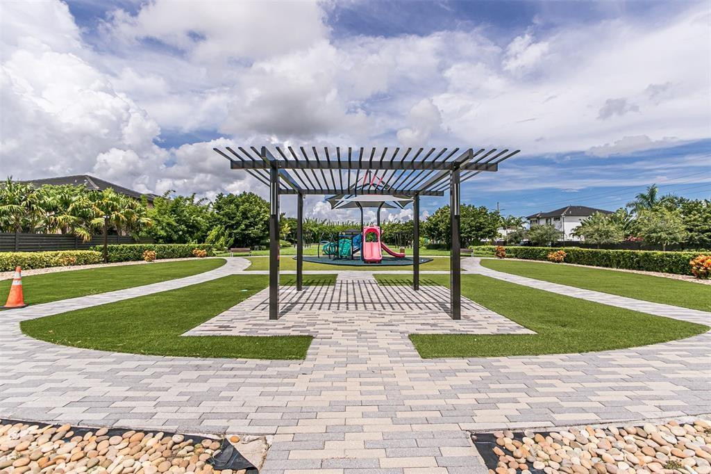 Crestview West - Residential