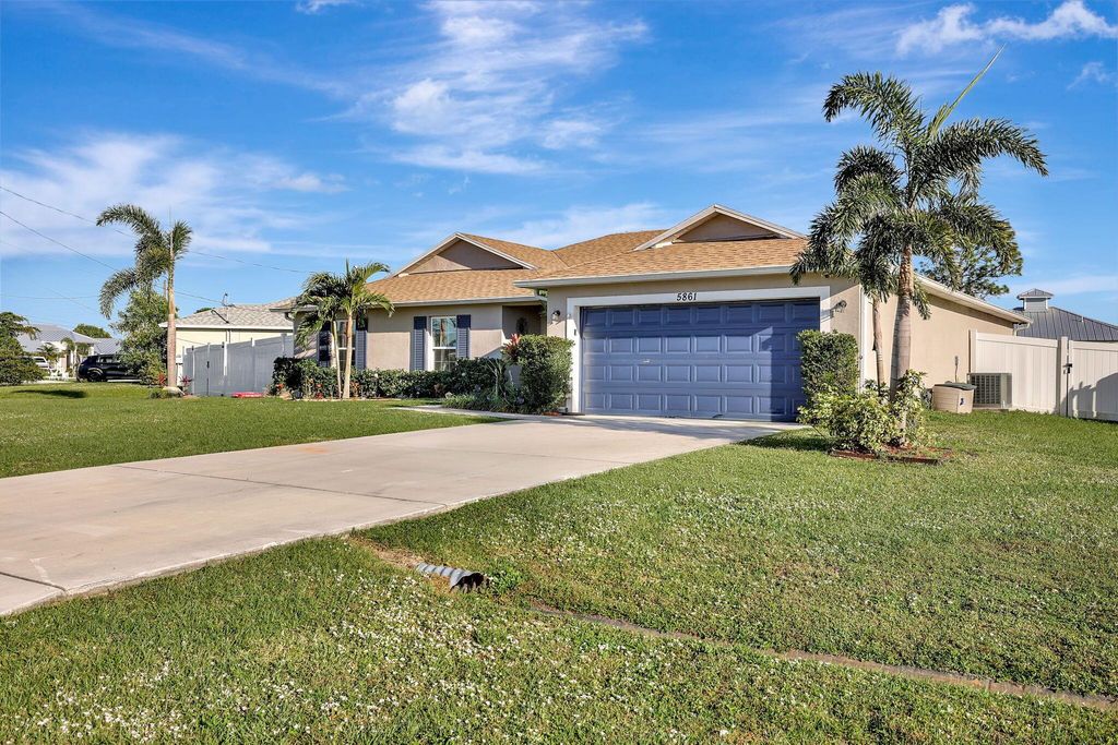 Photo of 5861 NW Mesa Circle, Port Saint Lucie, FL 34986 (MLS # R11049156)