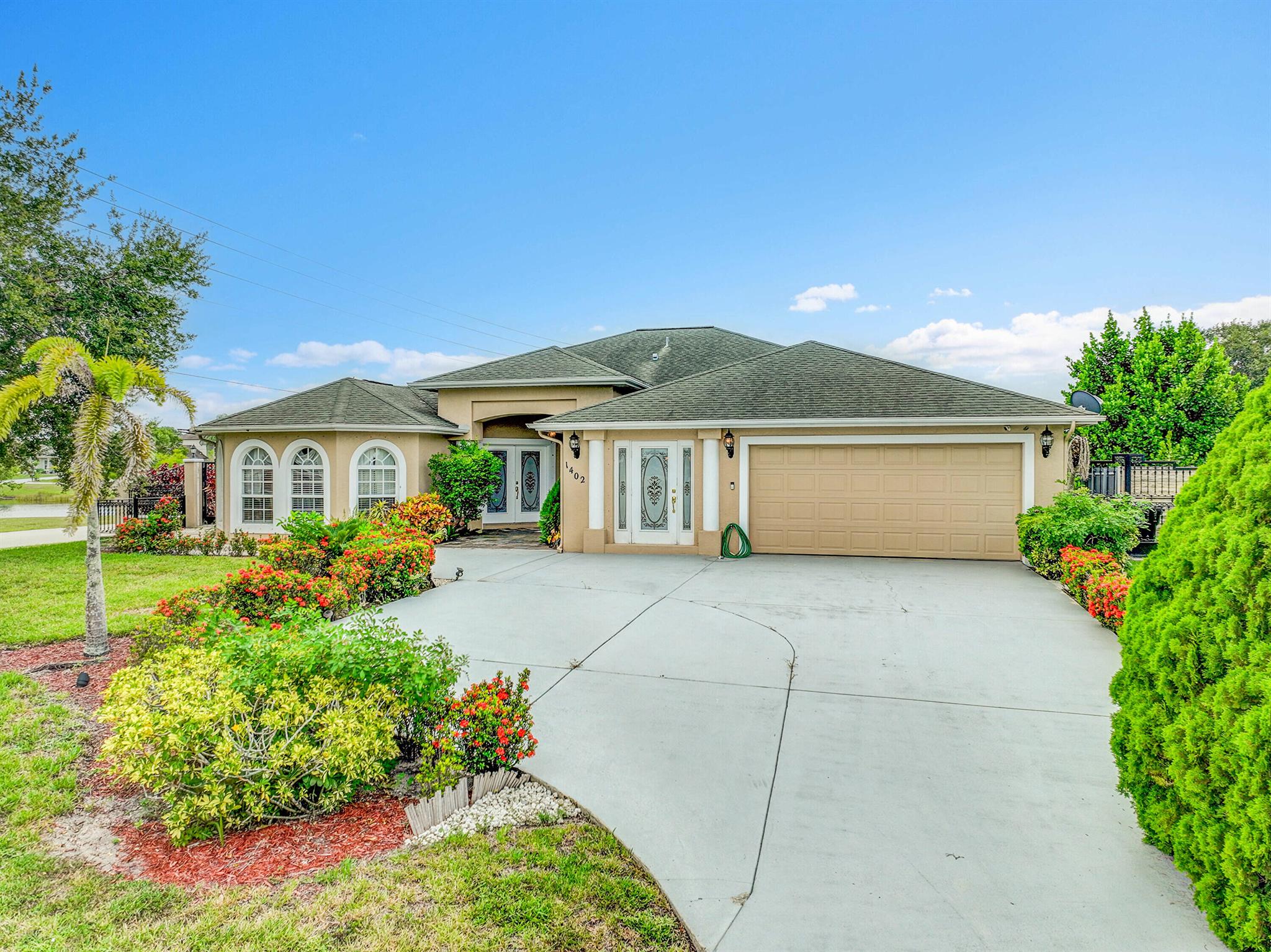PORT ST LUCIE SECTION 33 - Residential