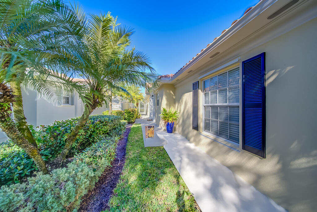 8199 Saint Johns Court