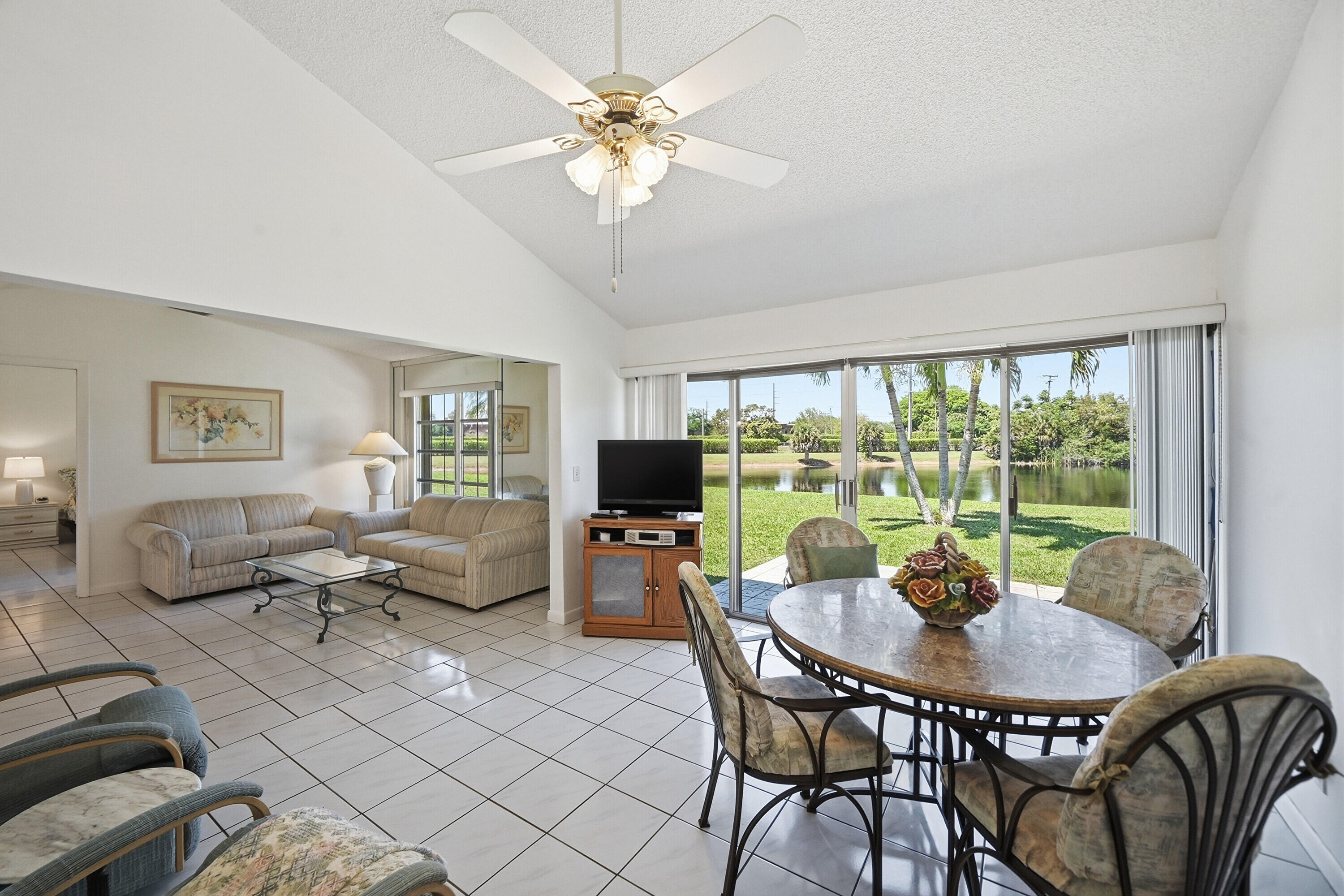 LAS VERDES / LAUREL OAK - Residential