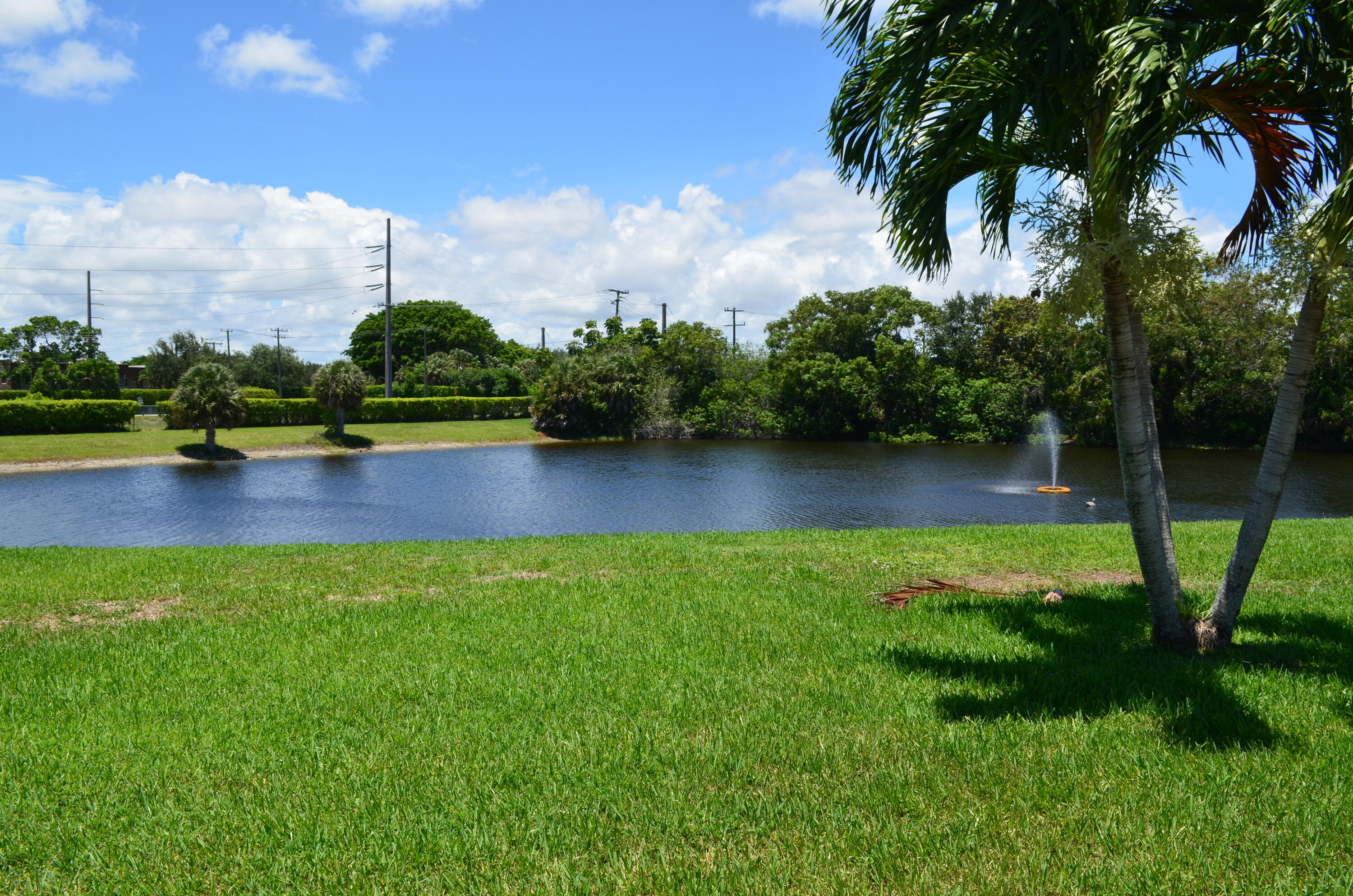 LAS VERDES / LAUREL OAK - Residential