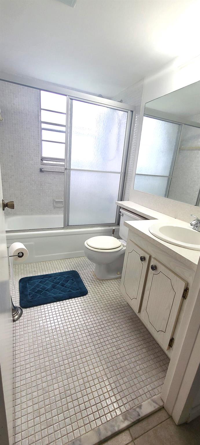 SUFFOLK AT CENTURY VILLAG - Residential