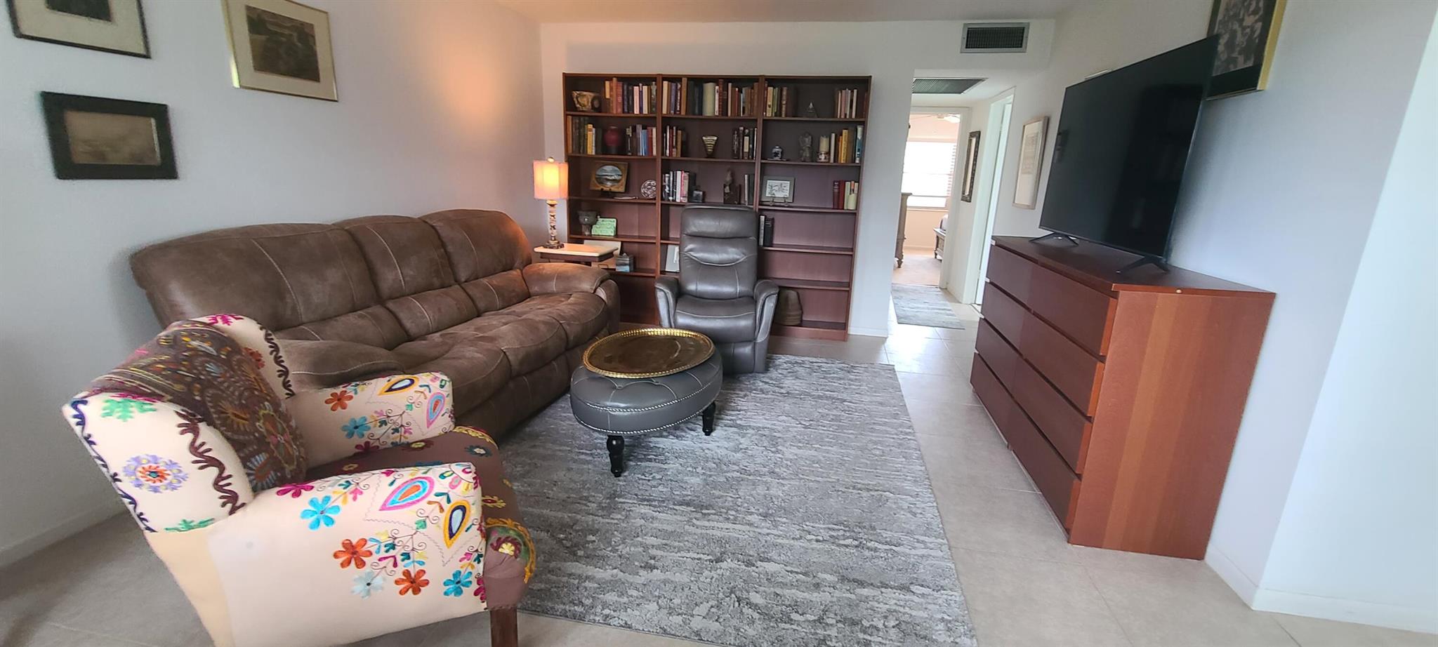 View photos, virtual tours, details... 270 Suffolk
