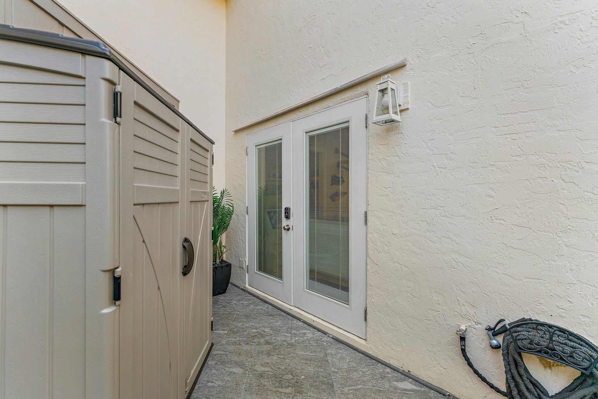 SEA LOFTERS CONDO - Residential Lease