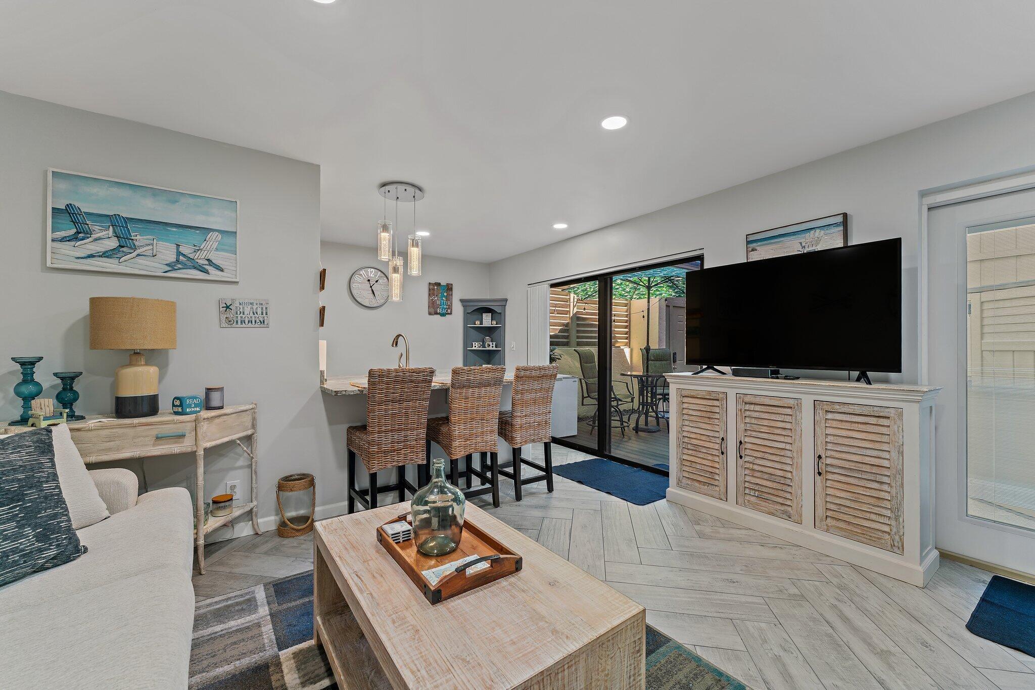 SEA LOFTERS CONDO - Residential Lease