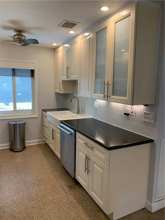 Lloyd Estates 25-47 B - Residential