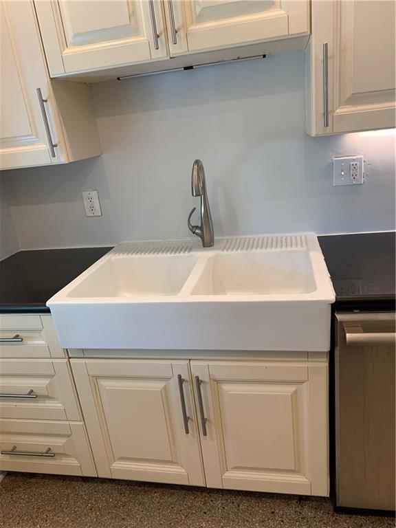 Lloyd Estates 25-47 B - Residential