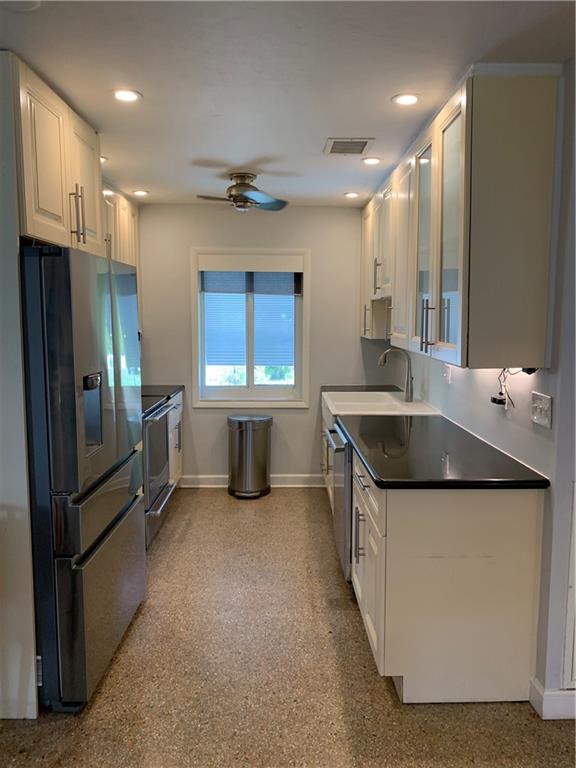 Lloyd Estates 25-47 B - Residential