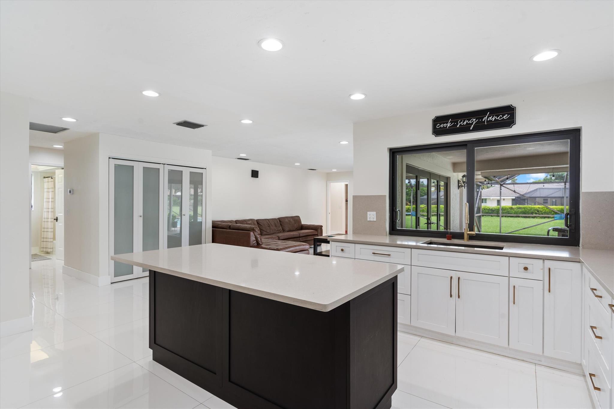 ATLANTIS 3 CITY OF - Residential