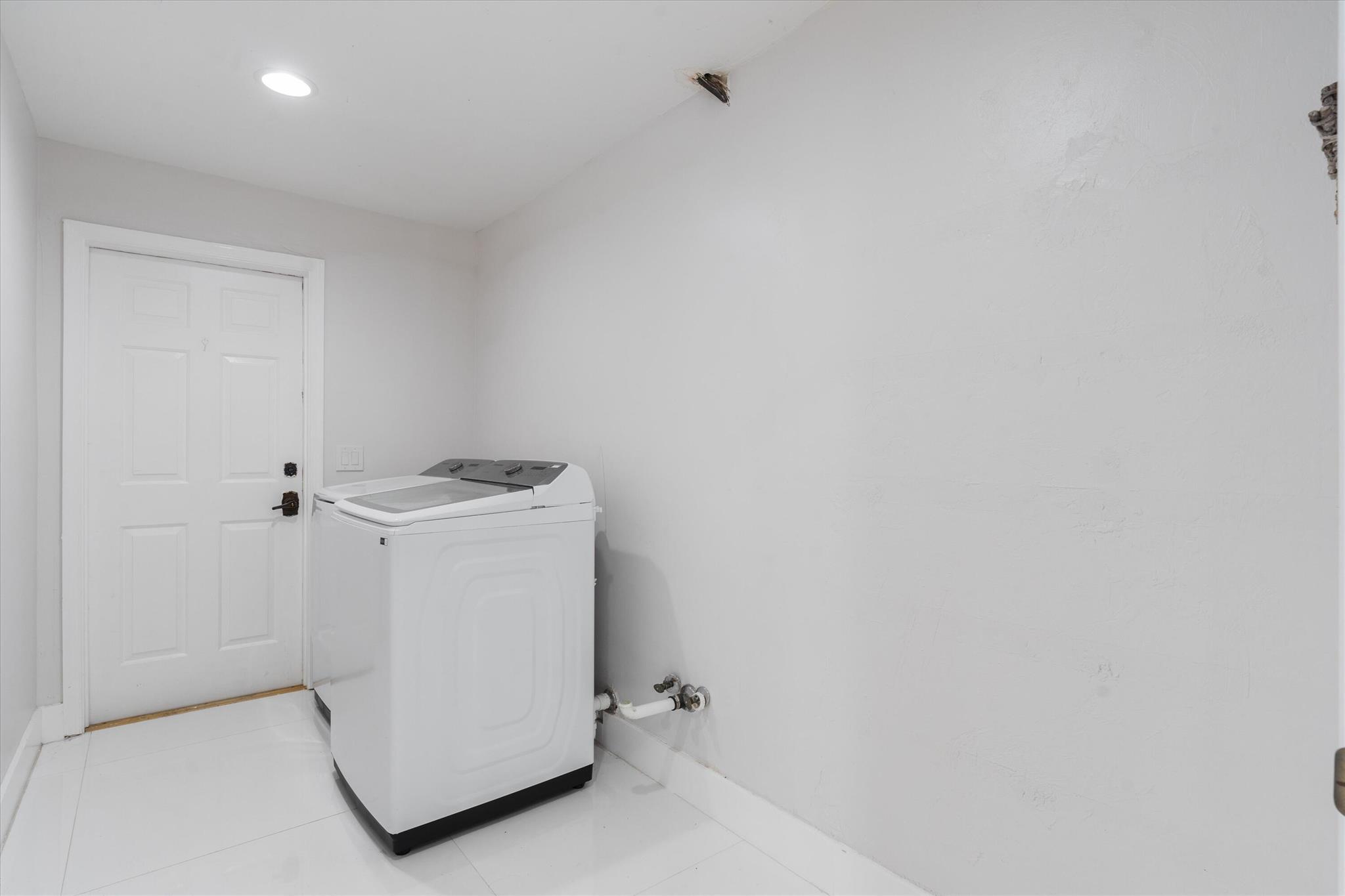 ATLANTIS 3 CITY OF - Residential